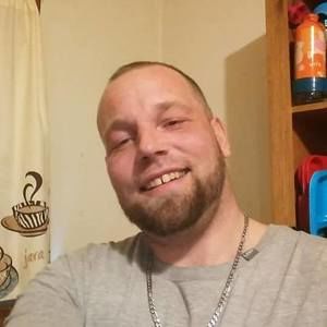 Meet your Posher, Casey